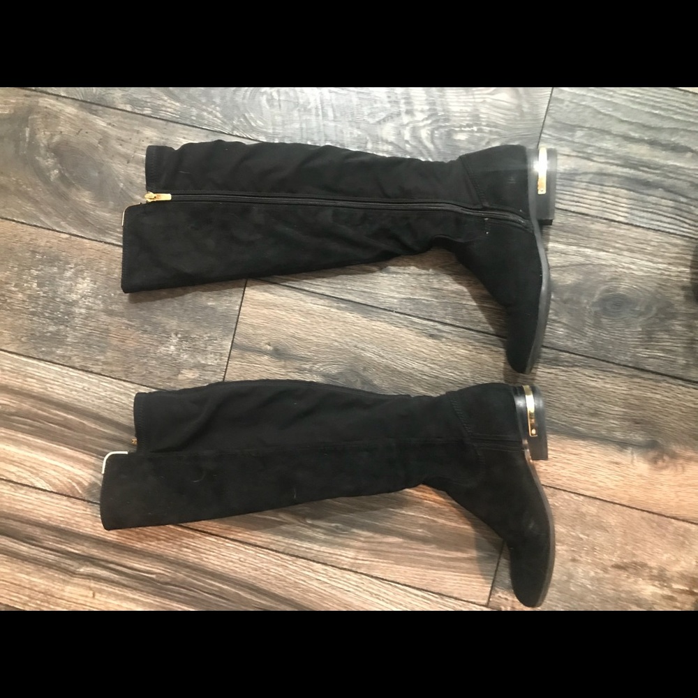 CUTE OVER THE KNEE BLACK BOOTS